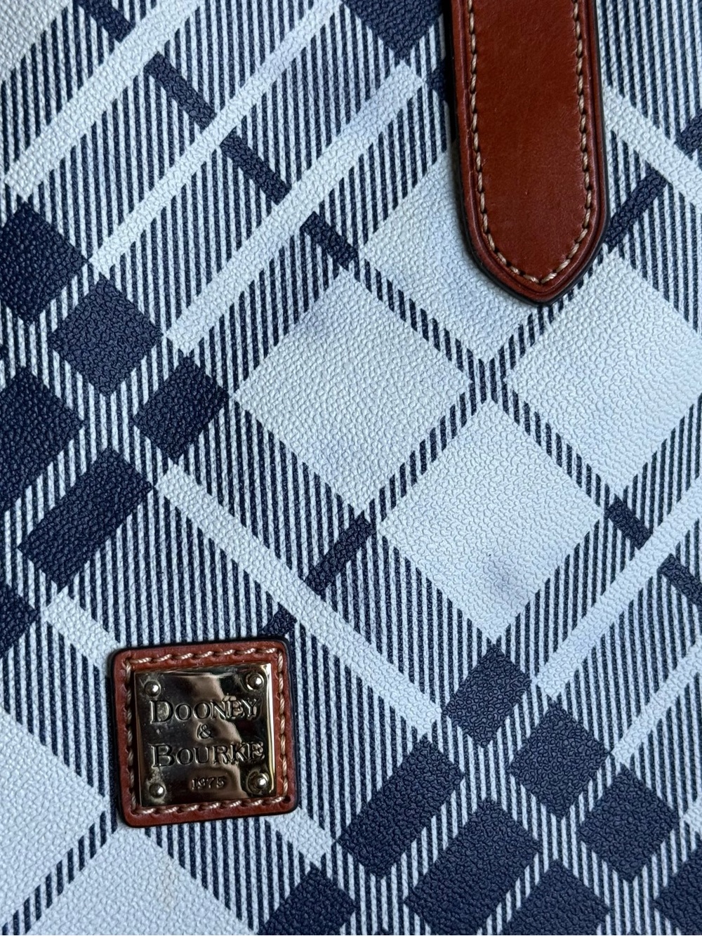 Dooney & Bourke Tote - Picture 11 of 11